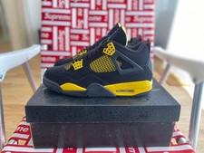 Air Jordan 4 Retro Thunder