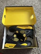 Sneakers Jordan 4 Thunder