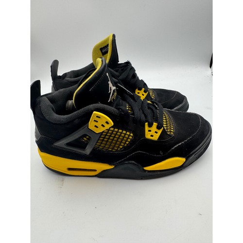 Jordan retro thunder 2023 - jordan,