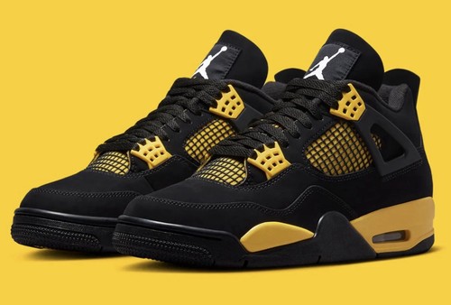Jordan 4 retro thunder - ⚡️,