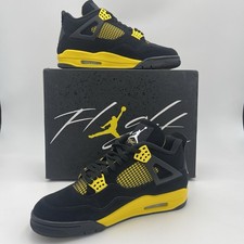Air Jordan 4 Retro Thunder
